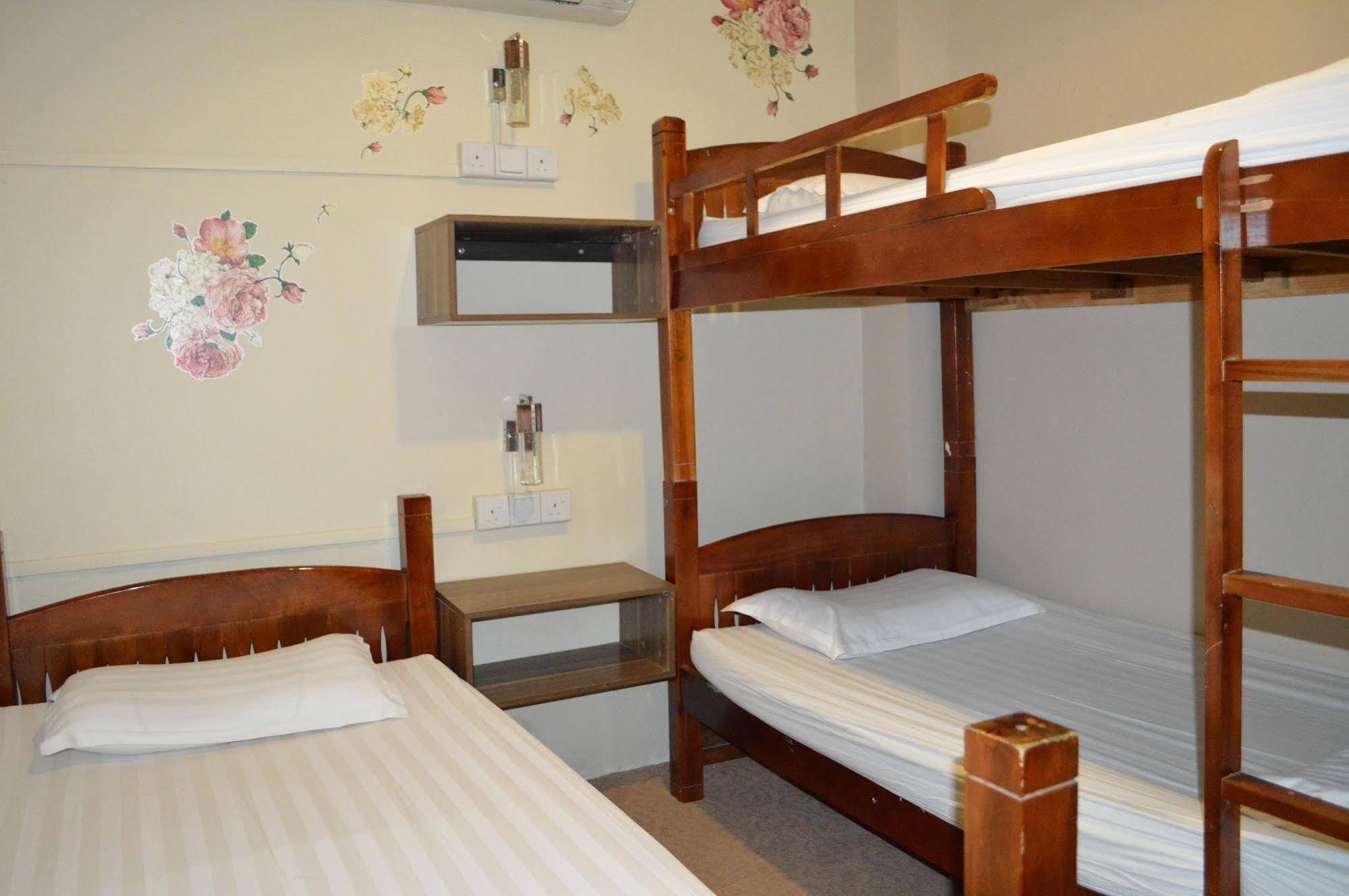 Asrama Mercury Backpackers Singapura